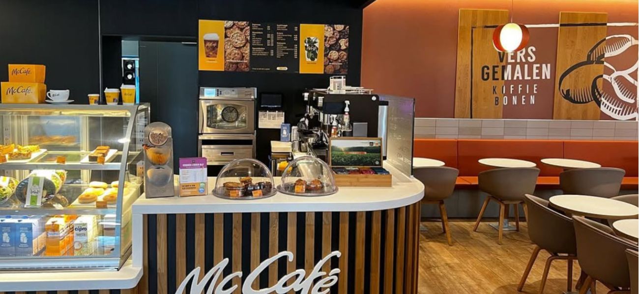 User-experience-MacBlauw-mcDonalds-contractbeheer-facilitair-cloudcompagnon